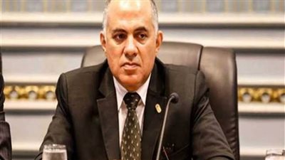 وزير الري يبحث توفير الاحتياجات المائية لموسم أقصى الاحتياجات