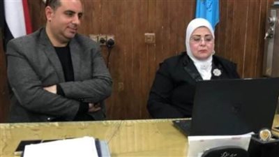 وكيل تعليم كفر الشيخ تتابع تسليم المشروعات البحثية 