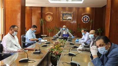 بدء العمل في تنفيذ مشروع توصيل المياه لمدينتي السلام 1 و2 بالسويس