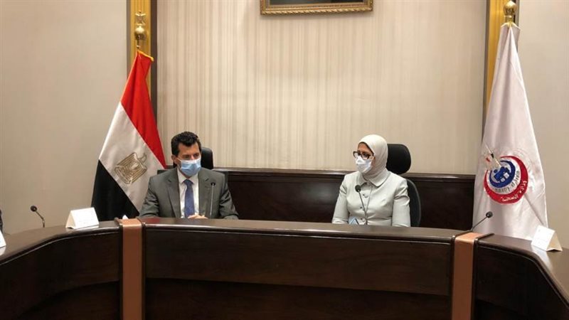 وزيرا الصحة والشباب