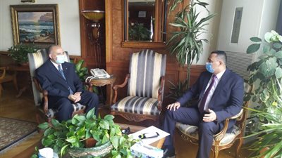 عاجل.. وزير الري يؤكد أنه بصحة جيدة عقب لقائه محافظ الدقهلية المصاب بكورونا