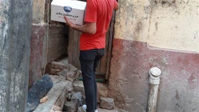 توزيع 7000 كرتونة مواد غذائية لأهالي كفر الشيخ