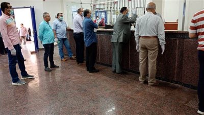 ارتداء الكمامة شرط أساسي للتعامل مع جهاز 