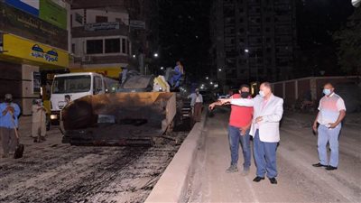 محافظ أسيوط يتفقد أعمال رصف شوارع منطقة السادات 