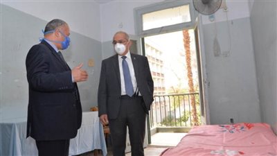  رئيس جامعة أسيوط يتفقد المدينة الجامعية 