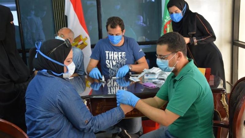 سحب العينات من الموظفين