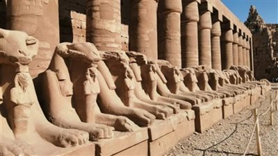 عاجل.. الحكومة تنفي ترميم تماثيل الكباش في معابد الكرنك بأساليب غير علمية