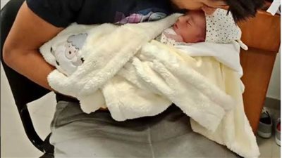 أحمد الشيخ يحتفل بعيد ميلاد نجلته مكة