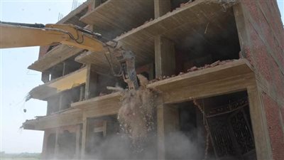 إزالة 14 حالة تعد بالمنيا