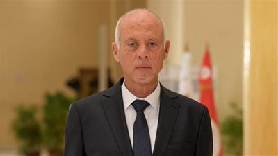 الرئيس التونسي محذرا 
