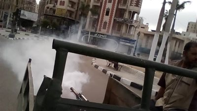 حملات مكبرة لتطهير وتعقيم المنشآت الصحية والشوارع بالبحيرة