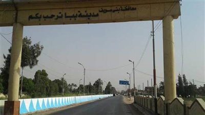 غلق صالوني حلاقة وفض 7 أسواق عشوائية في بني سويف