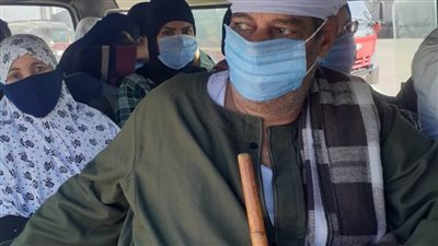 في البحيرة.. الكمامة أولا شعار السائقين والركاب 