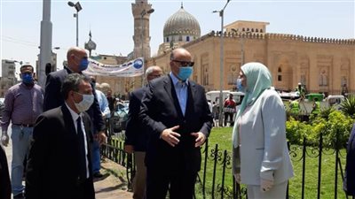 تعقيم شوارع ومحيط منشآت السيدة زينب