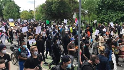 المظاهرات ضد العنصرية تمتد إلى كندا