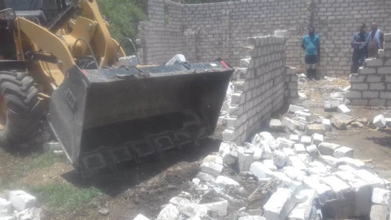 إزالة 21 حالة تعدي