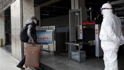 اليونان تتحمل نفقات حجر السائحين المصابين بـ