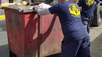 العثور على طفل رضيع بصندوق قمامة وسط الإسكندرية