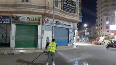 استمرار أعمال رش وتطهير الشوارع والمنشآت بالبحيرة (صور)