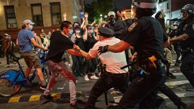 10 آلاف شخص.. حصيلة اعتقالات الاحتجاجات الأمريكية