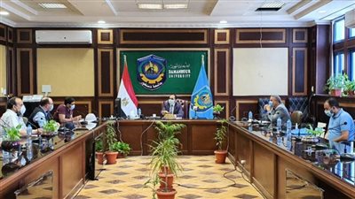 رئيس جامعة دمنهور يتابع مشروع كلية الطب والمستشفى الجامعي