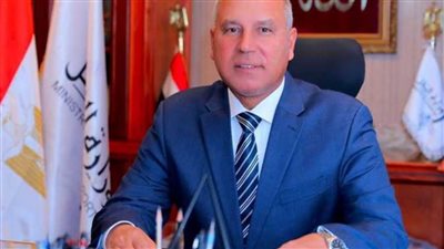 وزير النقل يوجه بالدفع بعشر حافلات فاخرة لنقل الأردنيين العالقين بمصر إلى بلادهم