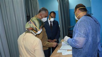 نائب محافظ المنيا يتابع سير العمل بمستشفى جراحات اليوم الواحد بسمالوط