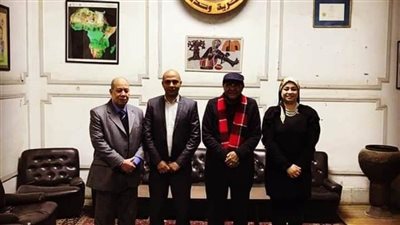 تدريب الشباب الإفريقي على زراعة الأسطح