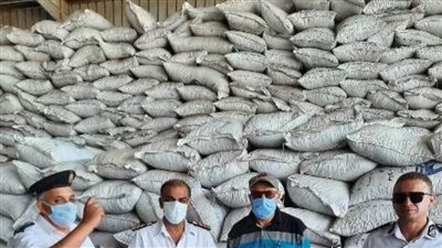عاجل.. ضبط 14 ألف طن خامات وأعلاف غير صالحة بالبحيرة