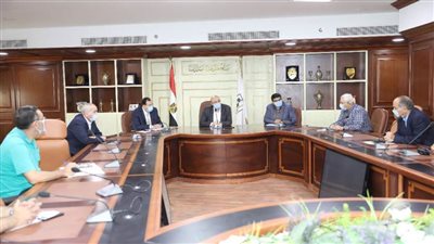 محافظ بني سويف يبحث ملف الاستثمار 