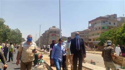 رئيس حي حلوان يتابع أعماله بـ