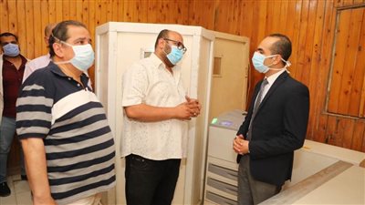 نائب محافظ سوهاج يتفقد مستشفى ساقلتة المركزي.. (صور)