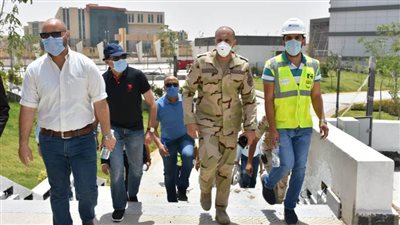 وزير الرياضة يتفقد المدينة الرياضية والصالة المغطاة بالعاصمة الإدارية الجديدة