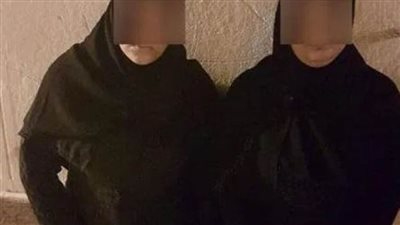 ضبط سيدتين استخدمتا إشارات وألفاظ تخدش الحياء العام 