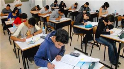 نقابة المعلمين بالمنيا توفر وسائل مواصلات مجانًا للمراقبين في لجان الثانوية العامة بالمحافظة