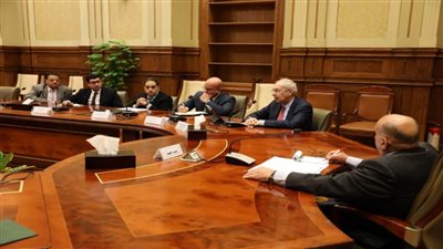 طلب إجراء تعديلات على اللائحة التنفيذية لقانون هيئة قناة السويس أمام البرلمان 