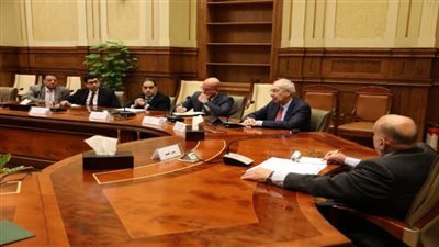 رئيس الهيئة الاقتصادية لقناة السويس: ندرس مجموعة حوافز لجذب المزيد من الاستثمارات