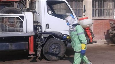 استمرار أعمال رش وتطهير الشوارع والمنشآت لمواجهة 