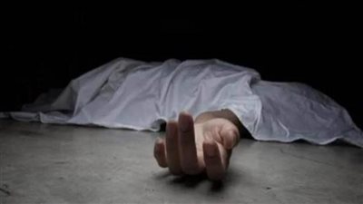 شاب يقتل والده بسبب 