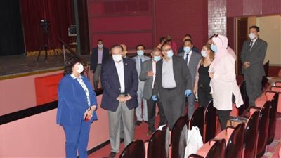 بالصور.. وزيرة الثقافة تتابع الترتيبات النهائية لعقد اجتماع جوائز الدولة