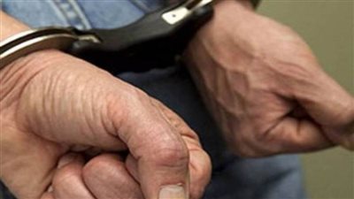 ضبط أمين مخازن وفني تحاليل أختلسا مستلزمات كورونا