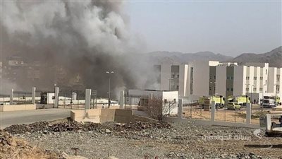 شاهد.. اندلاع حريق داخل مستشفى في المخواة السعودية