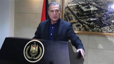 الإعلام الفلسطيني: ضغوط هائلة تمارس على عباس لاستئناف الاتصالات مع الأمريكيين
