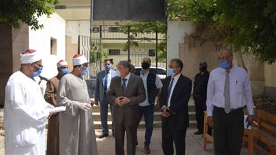 محافظ المنيا يتفقد لجان امتحانات الثانوية الأزهرية