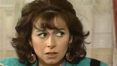 ناهد رشدي لعبلة كامل في كواليس 