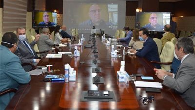 الجزار يتابع الموقف التنفيذي لـ