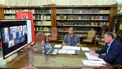 الخطيب يناقش قرارات اللجنة الطبية استعدادًا لعودة النشاط