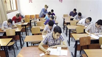 الثانوية العامة| إصابة طالبتين وملاحظ بحالة إعياء بالدقهلية