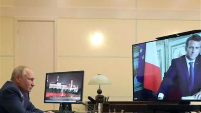 الرئيس الفرنسي يقبل دعوة نظيره الروسي لزيارة موسكو