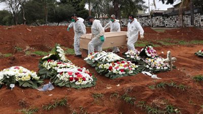 البرازيل تسجل 46860 إصابة و990 وفاة جديدة بفيروس كورونا